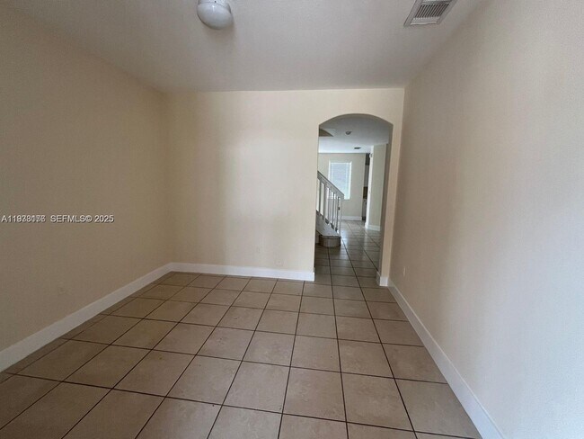 Photo - 10908 SW 240 Ln