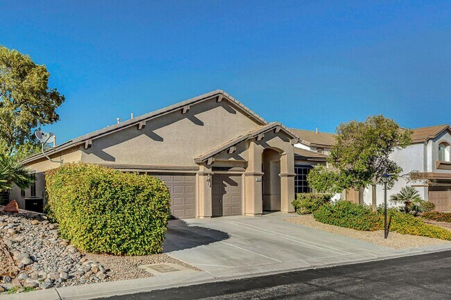 Photo - Gorgeous NW Single Story! 3 Car Garage! Serene Backyard.