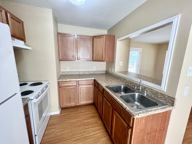 Photo - *COMING SOON* Great Location! 3 Bedroom Home Near Shopping & Dining!