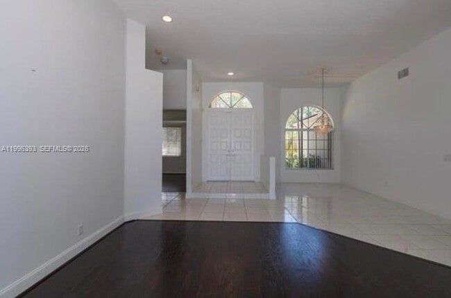 Photo - 3066 Lakewood Cir