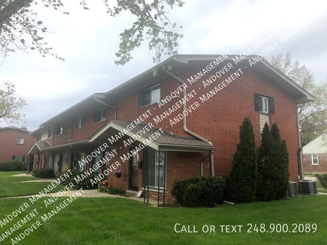 North Royal Oak Townhouse - North Royal Oak Townhouse Unit 5