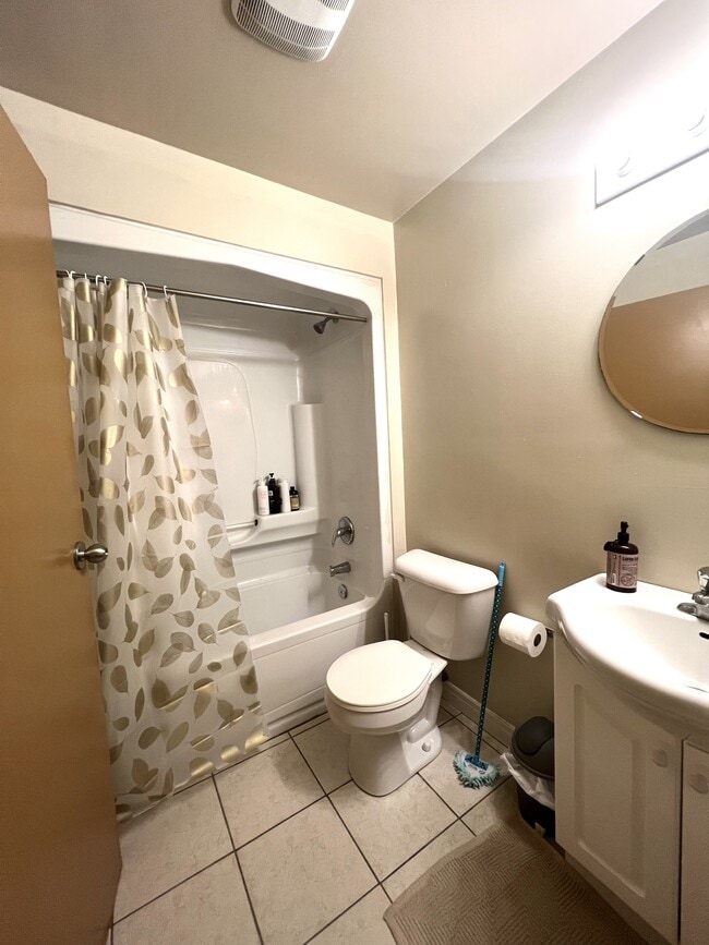 Photo - 253-253 Lester St Unit 1