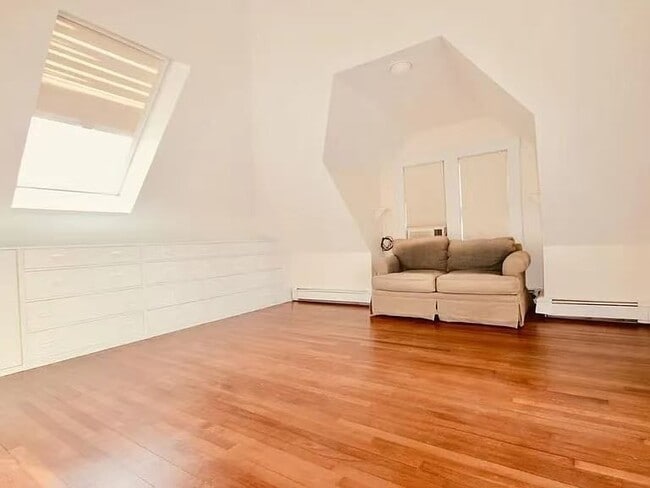 Photo - 31 Jefferson St Unit 2