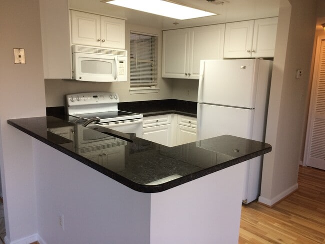 Photo - 933 Hillside Lake Ter Unit 933 Hillside Lake Terrace,  109