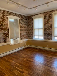 1st floor - 62 Washington St Unit 10