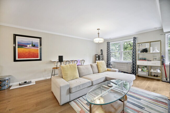 Photo - 1622 5th St NW