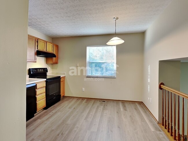 Photo - 249 Border St