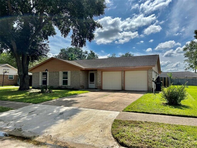 Photo - 1808 Sleepy Creek Way