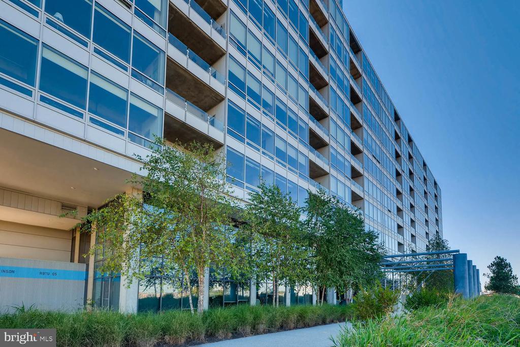 Photo - 1200 Steuart St Apartment Unit 1039