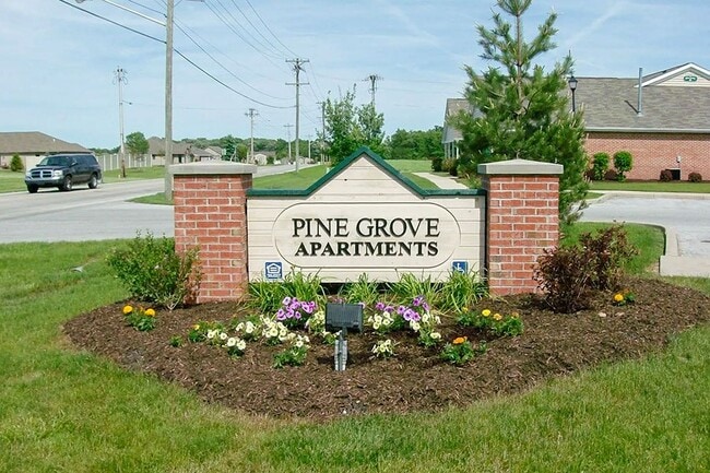 Photo - PINE GROVE APARTMENTS