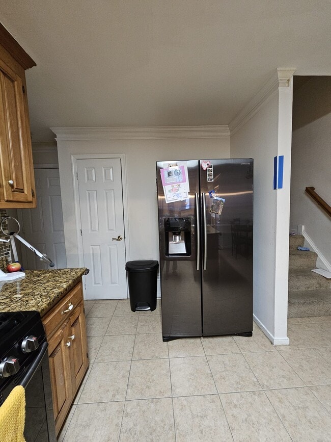 Photo - 1300 Lomond Dr