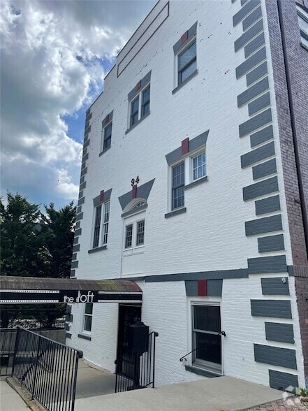 Building Photo - 94 4th Ave Unit 107 Rental
