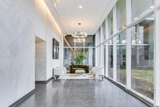 Photo - 9655 Woods Dr Unit 1509