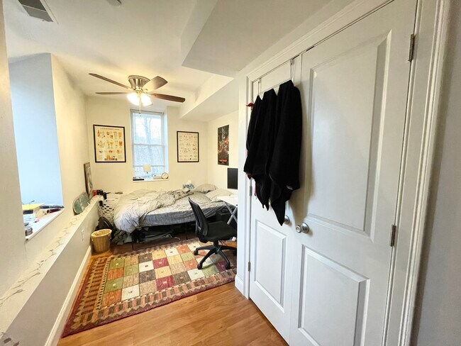 Photo - 800 Parker St Unit 1