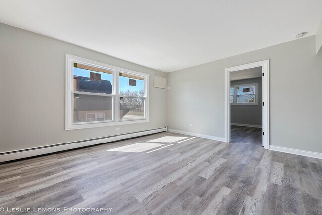 7653 Roberts Rd Unit 2W
