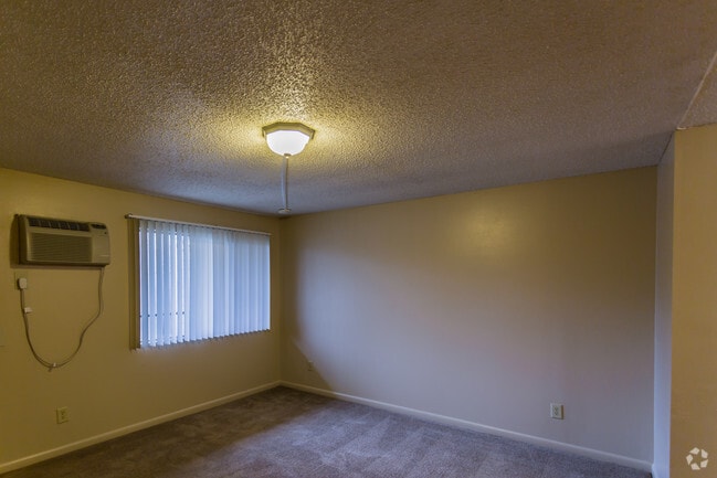 Photo - Ridgecrest Apartments
