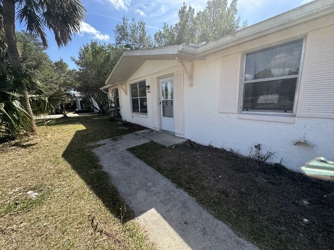 Building Photo - 14315 SW 39th Ct Rd Rental