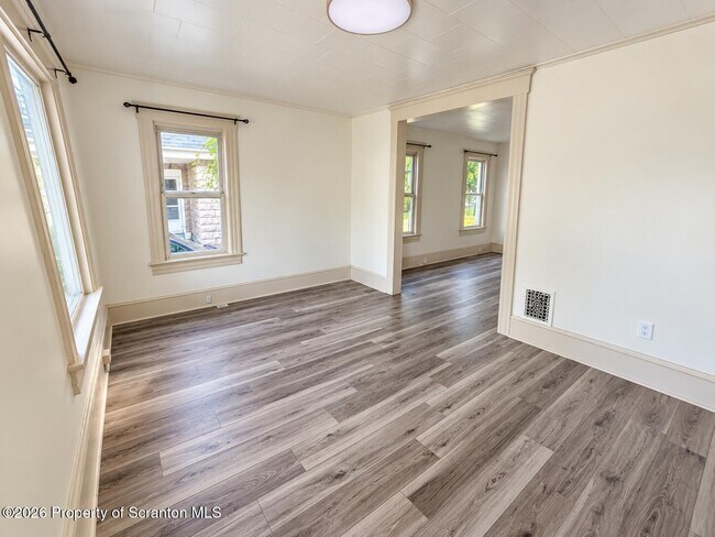 85 Tripp St