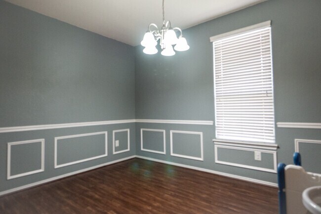 Photo - 1414 S Maple Dr