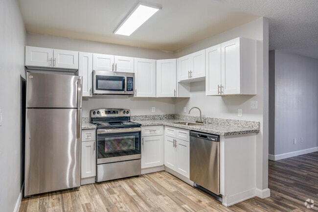 2HAB, 2BA - 950 ft²
