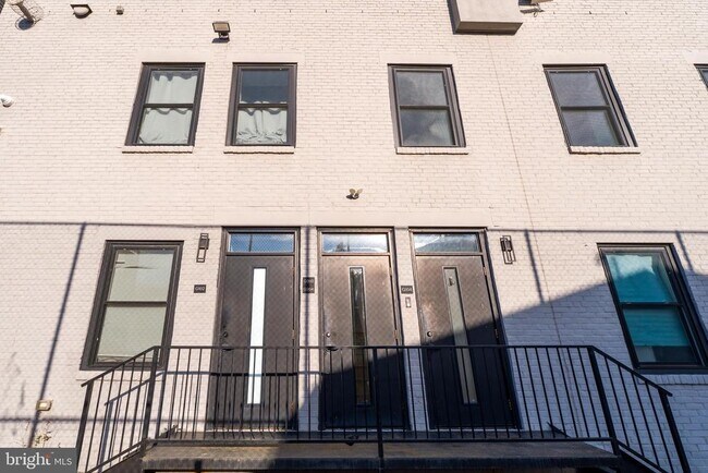 Photo - 2700 E Auburn St Unidad G204