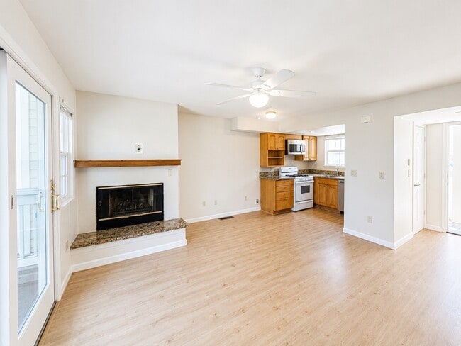 Photo - 901 Hawthorne St