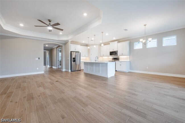 16801 Bay Is Ct