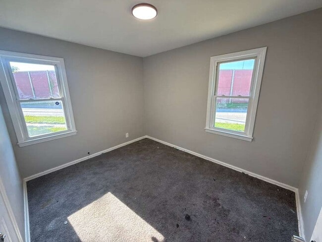 Photo - Convenient Showings — No Appointment Needed!