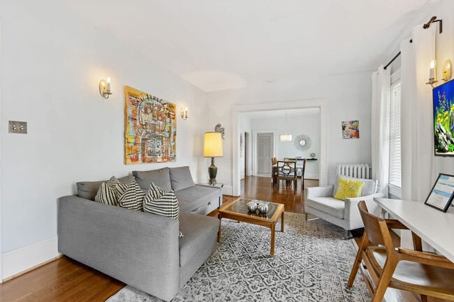 Photo - 536 Hawthorne Ln Unit FL2-ID1331063P