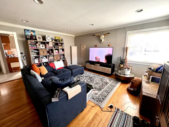 Photo - 140 A NW Highway