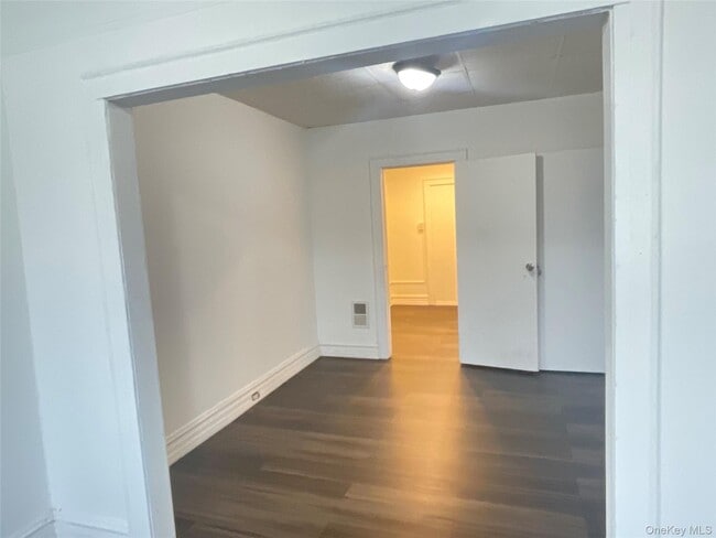 Photo - 59-06 59th Dr