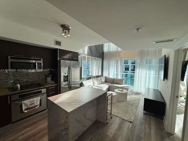 Photo - 41 SE 5th St Unit 708