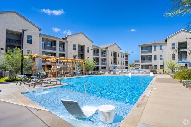 Building Photo - The Chloe Leander Rental