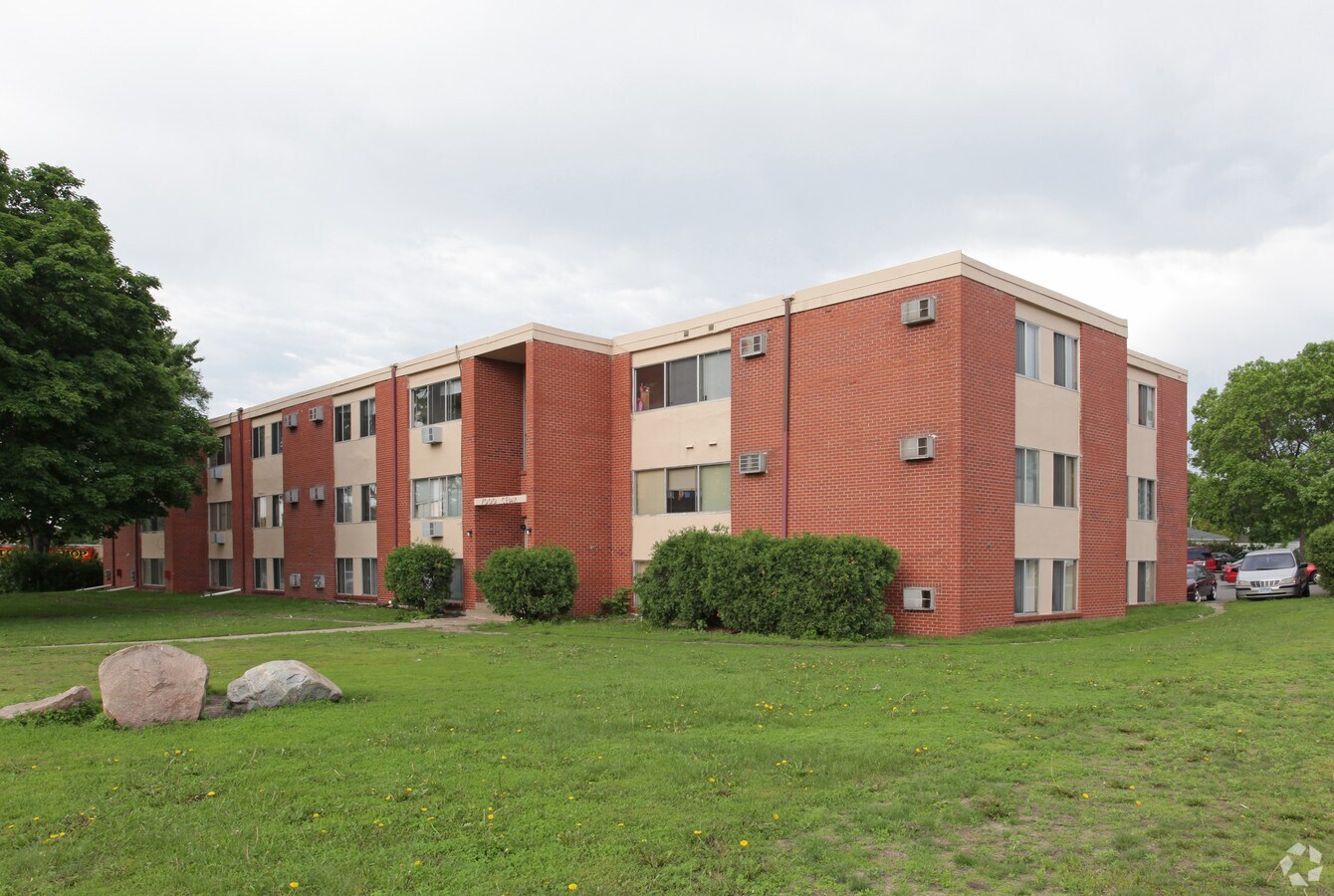Photo - Pioneer Apartments