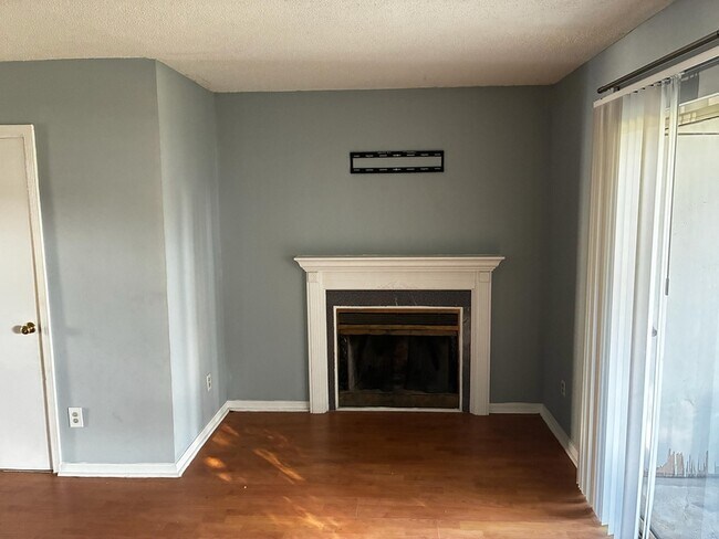 Photo - 111 E 1st St Unit 37 -