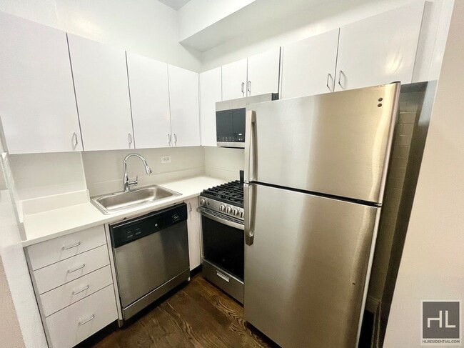 Photo - WEST 22 STREET Unit 3T