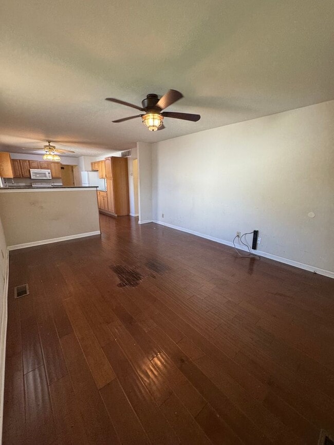 Photo - 1934 Harvard St