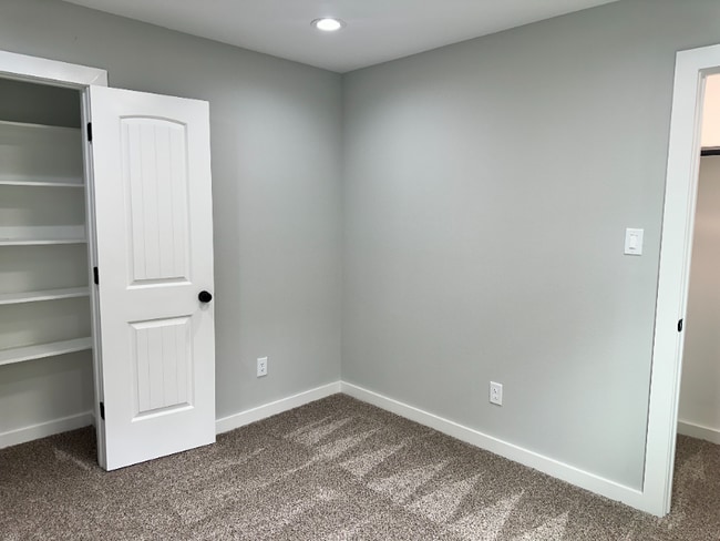 Photo - 8404 Tate St Unidad B