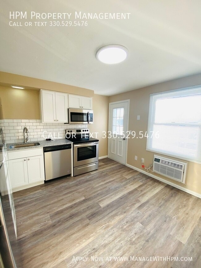 Photo - 1023 Pittsburg Ave NW