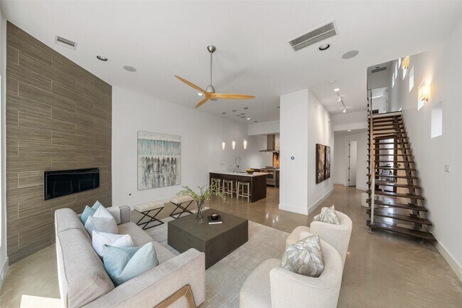 Photo - 316 Birdsall St