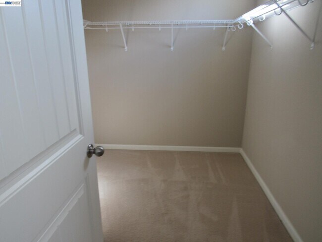 Photo - 607 Guild Rd