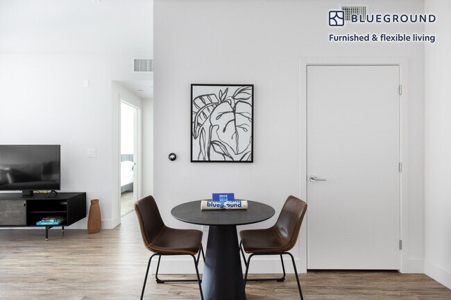 Photo - 1355 El Camino Real Unidad SI FL6-ID482