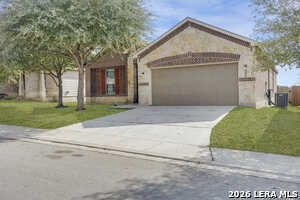 Photo - 322 Walnut Crest