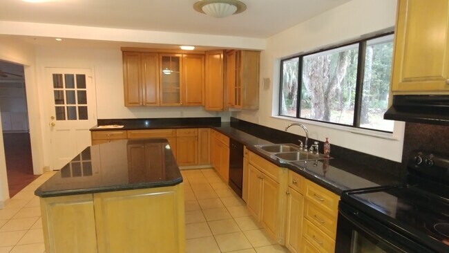 Photo - Rental at The Landings!!