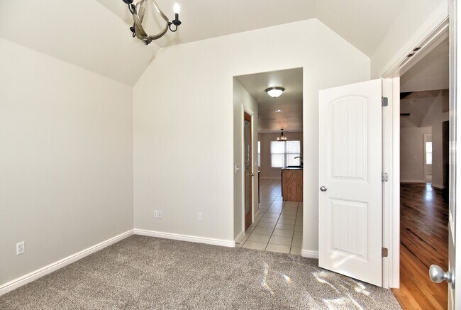 Photo - 18509 E 46th St