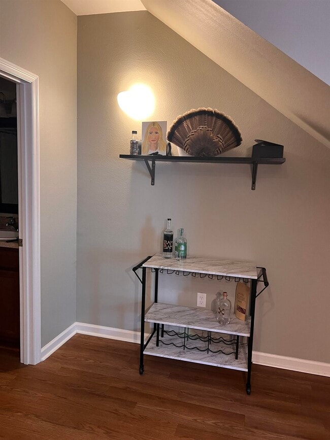 Photo - 1927 Ann Arbor Ave