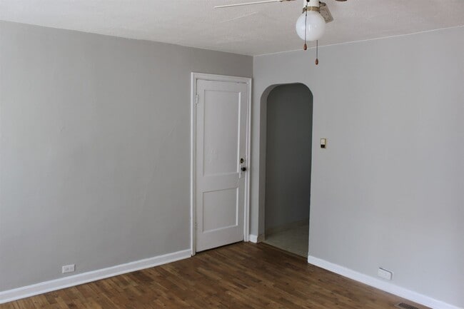 Photo - Clean 2 bedroom 1 bath by Columbia River Marina!