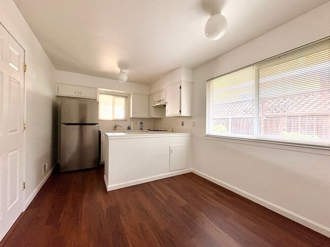 Photo - Charming 2 Bed / 1 Bath Duplex in Carmichael