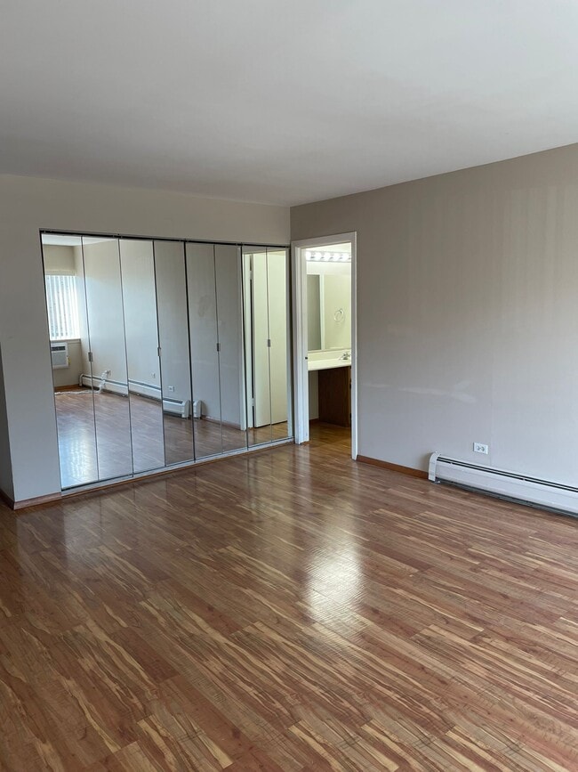 Photo - 1810 Hemlock Pl Unit 303