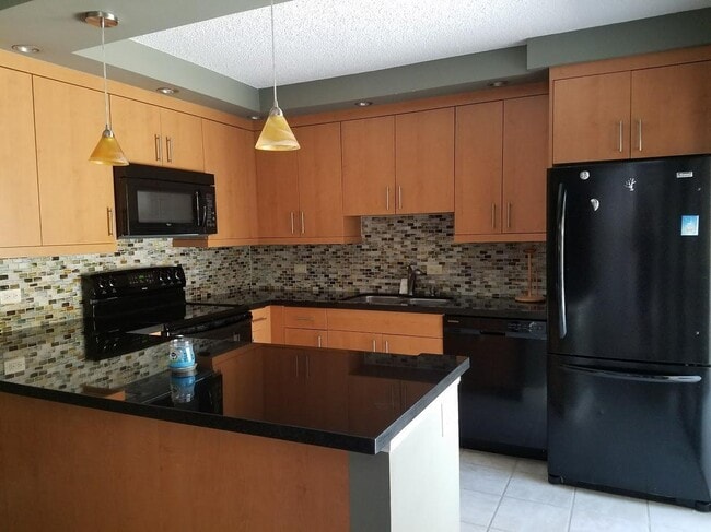 Photo - 223 2nd Ln